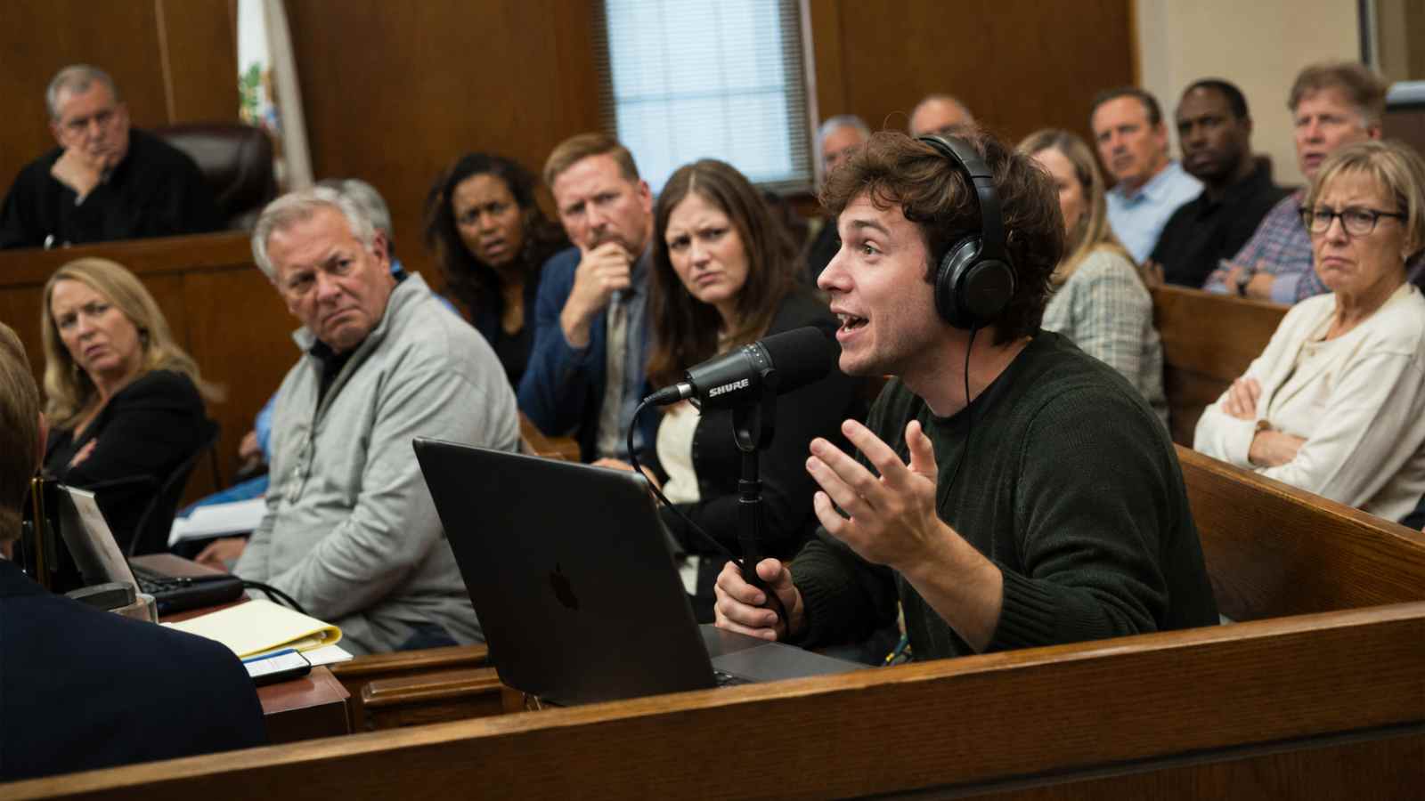 Broadcasting from the Courtroom